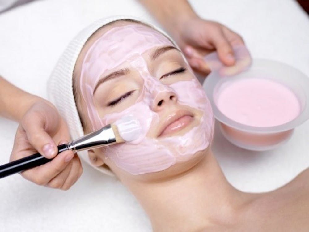 Maschera viso fai da te per avere la pelle pulita durante la notte