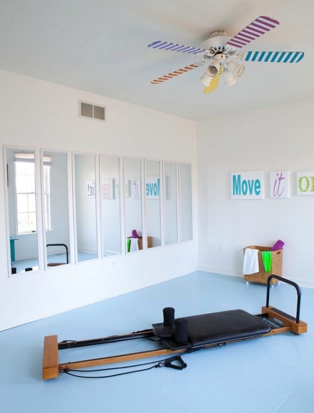 19 Small Space Home Gym Hacks You Need To Keep Those Resolutions Going Brit Co