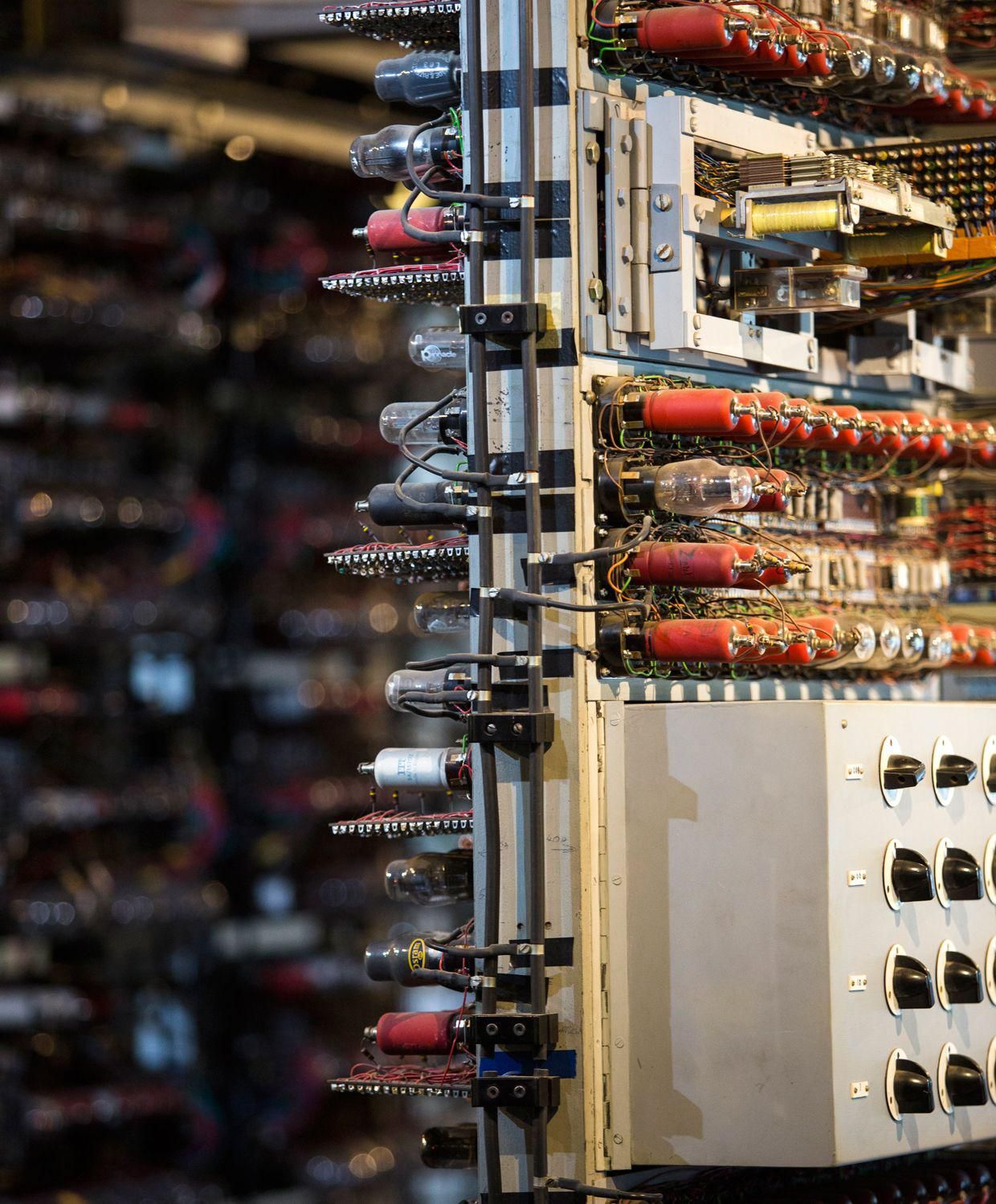 The Hidden Figures Behind Bletchley Park S Code Breaking Colossus Ieee Spectrum