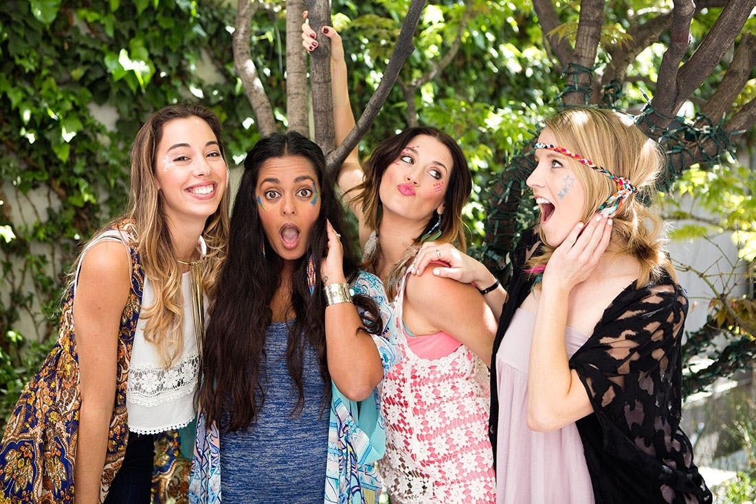 4 Easy Ways to DIY Festival Face Paint in Just 3 Steps - Brit + Co