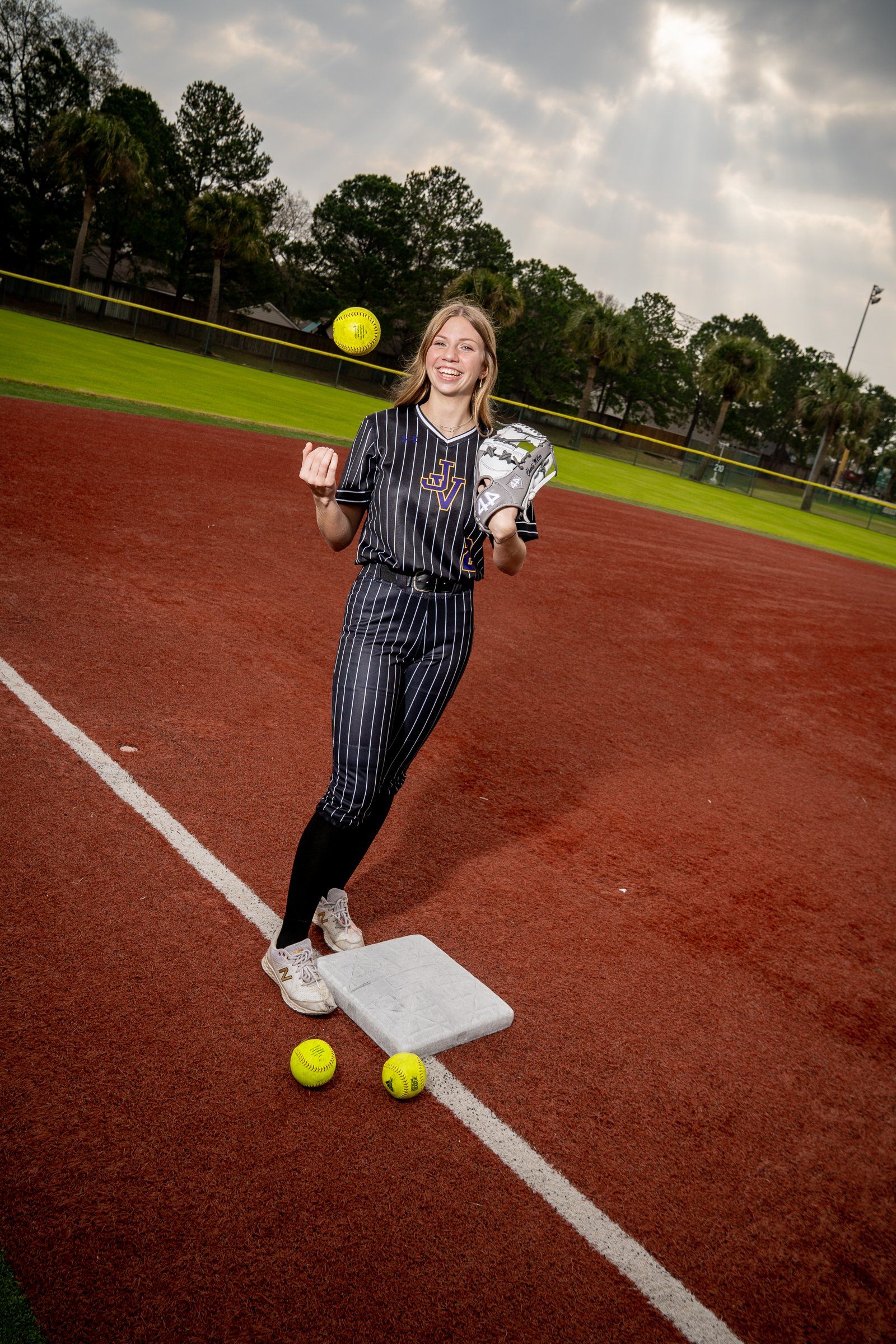 Softball playoffs: Bellaire Cardinals sweep Jersey Village Falcons