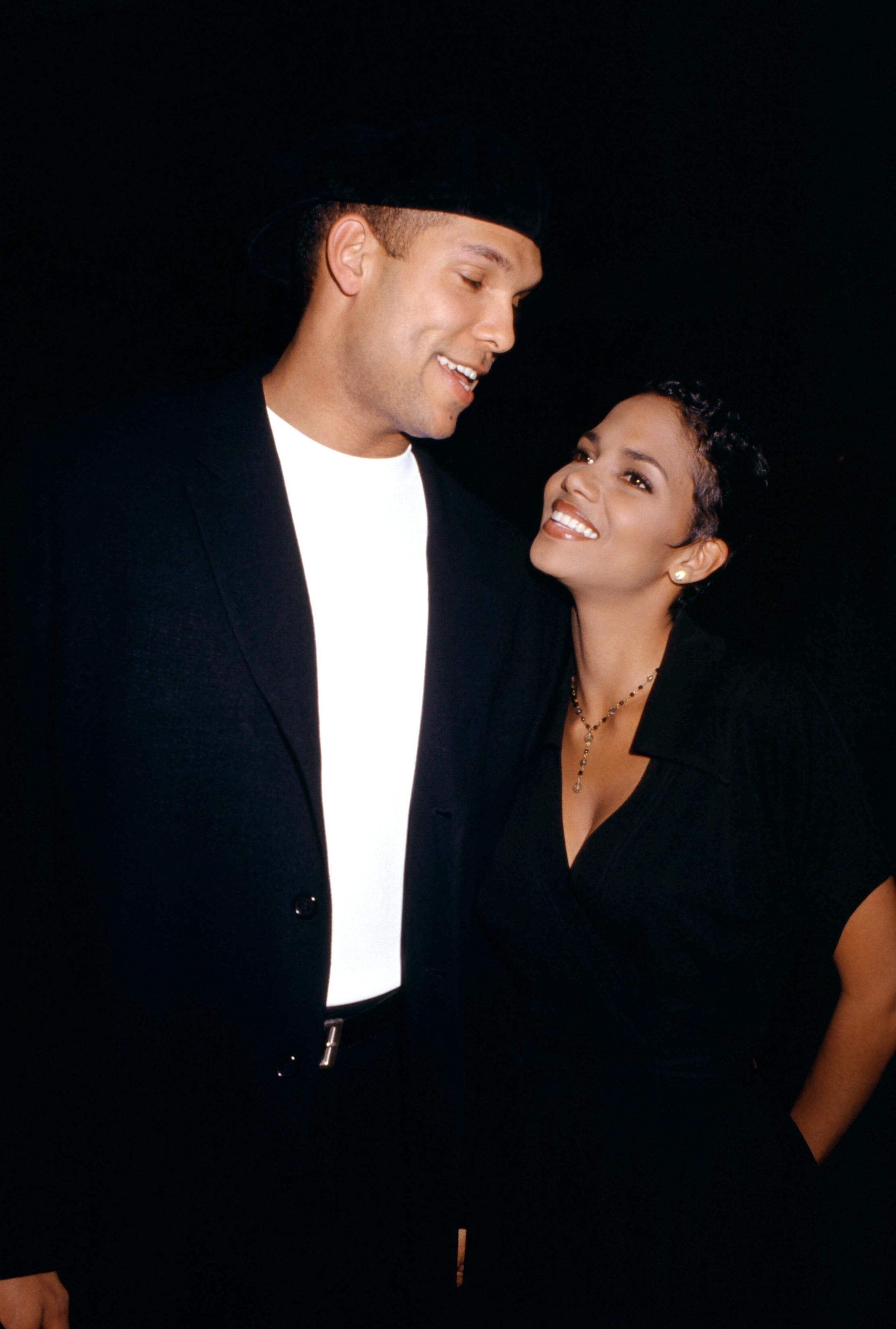 Halle Berry's Dating History: See a List of All Her Boyfriends