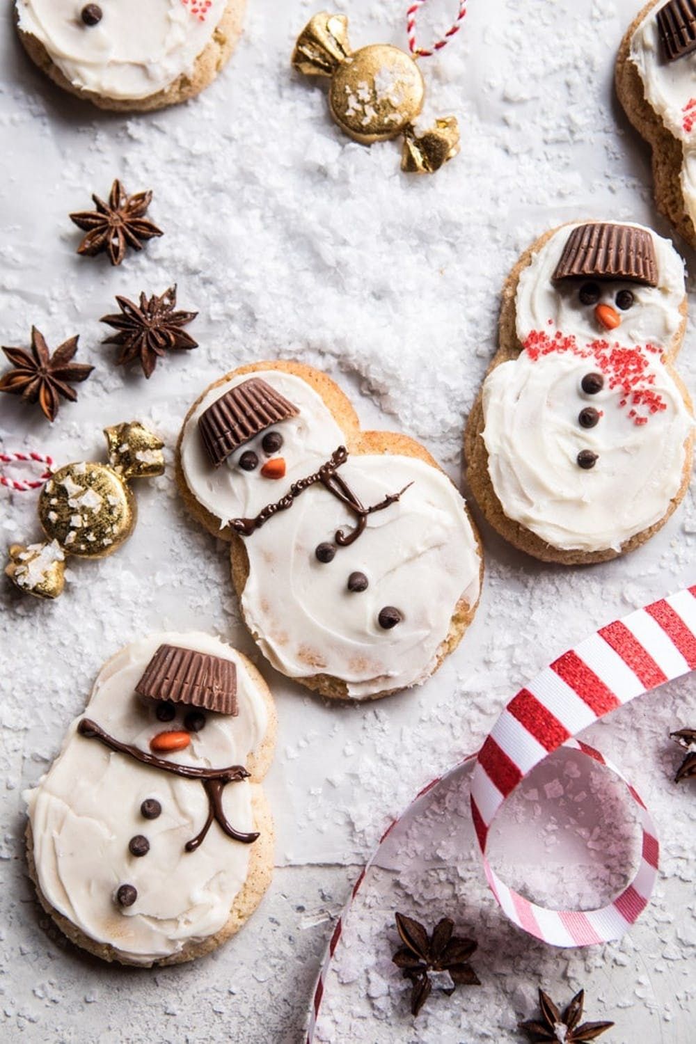 These 200+ cute old-fashioned Christmas cookie decorating ideas make a case  for simplicity - Click Americana