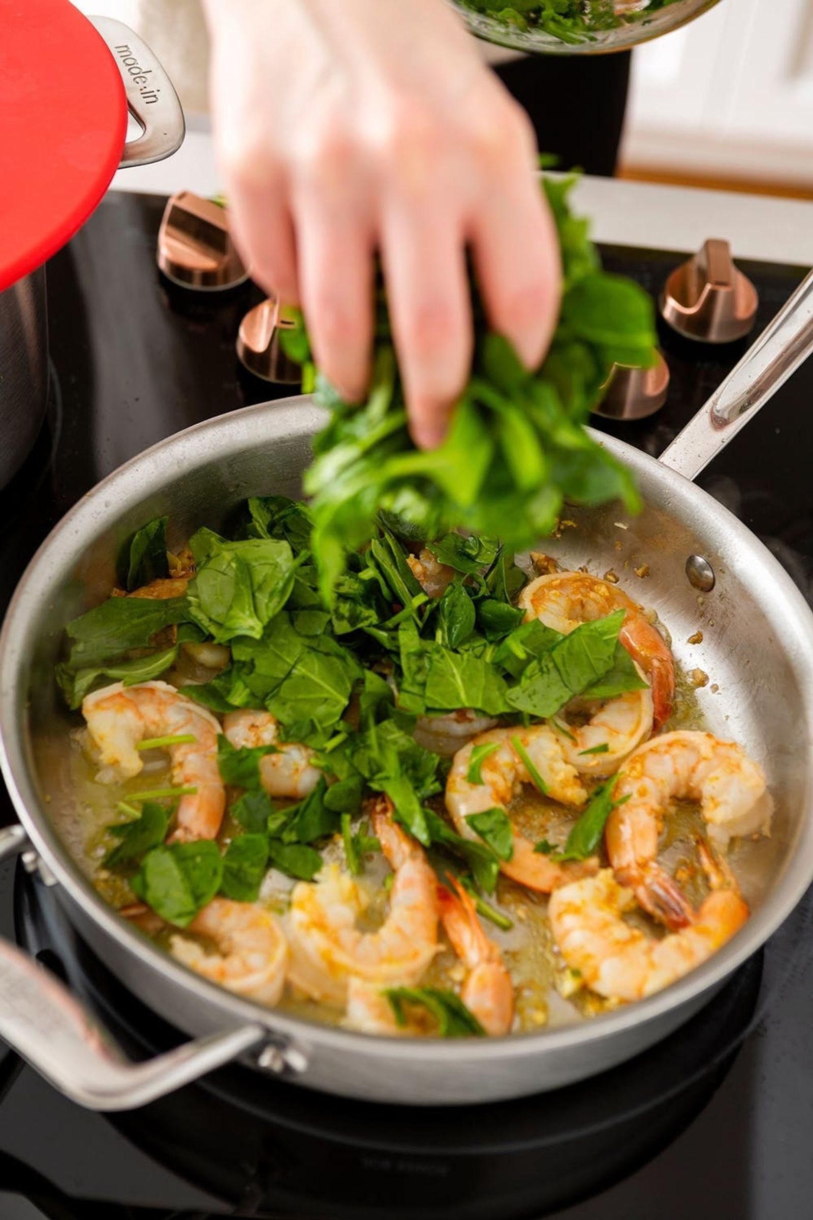 Field Company on Instagram: Easy Method for Cooking Shrimp in Cast Iron🦐⁠  ⁠ Grill or stovetop instructions:⁠ ⁠ 1. Season your shrimp & preheat your  pan ⁠ 2. Add butter and when