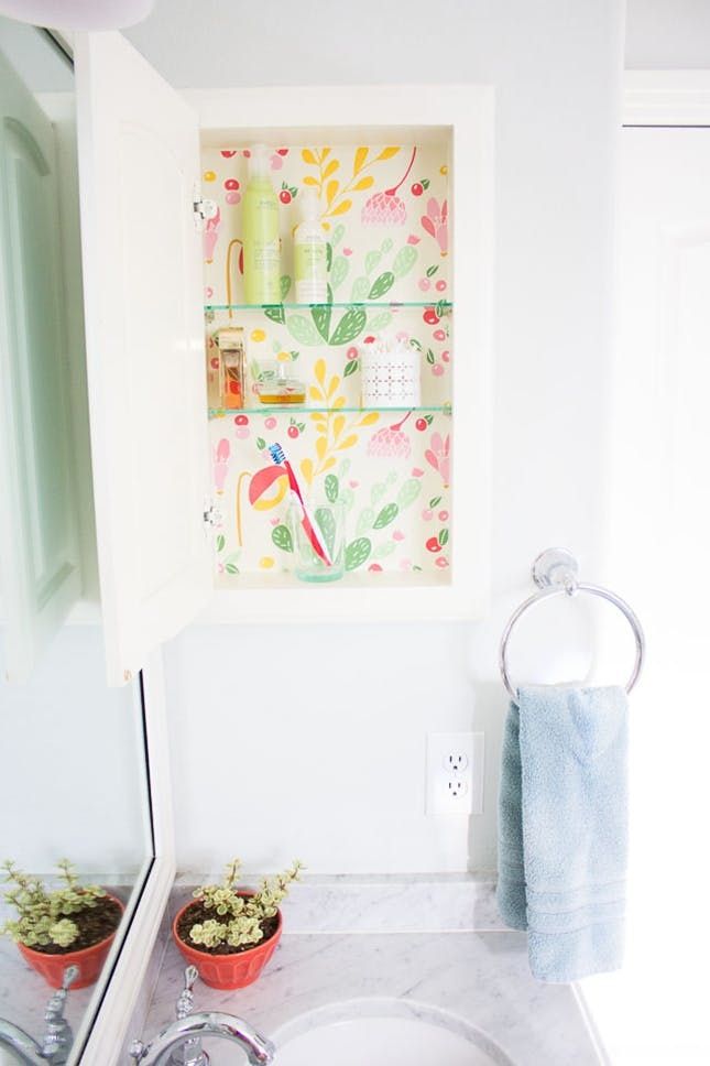 Simple Bathroom Makeover - Renter Friendly - The Merrythought