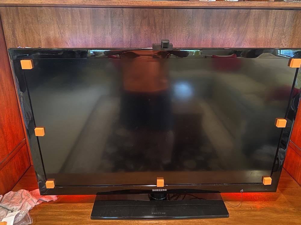 Govee DreamView TV Backlight Review for Large TV Screens - Gearbrain