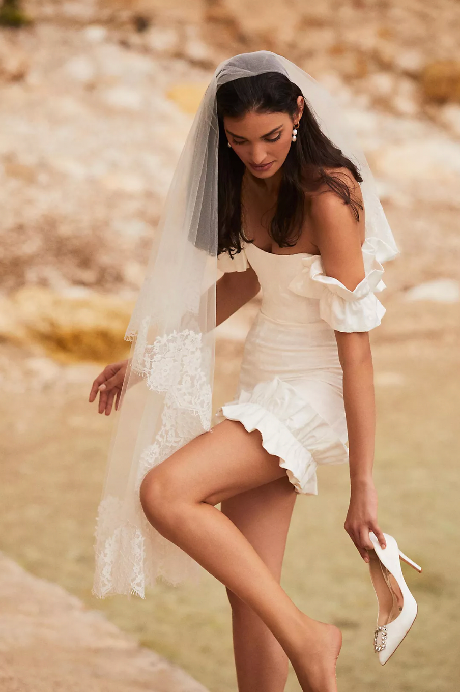 White mini hotsell wedding dress