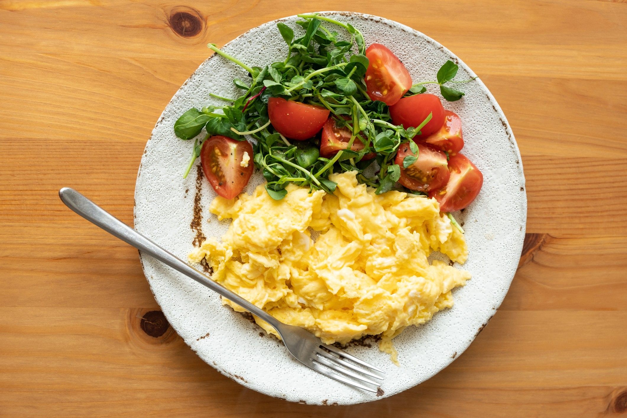 The Best Foolproof Scrambled Eggs - Clean Foodie Cravings