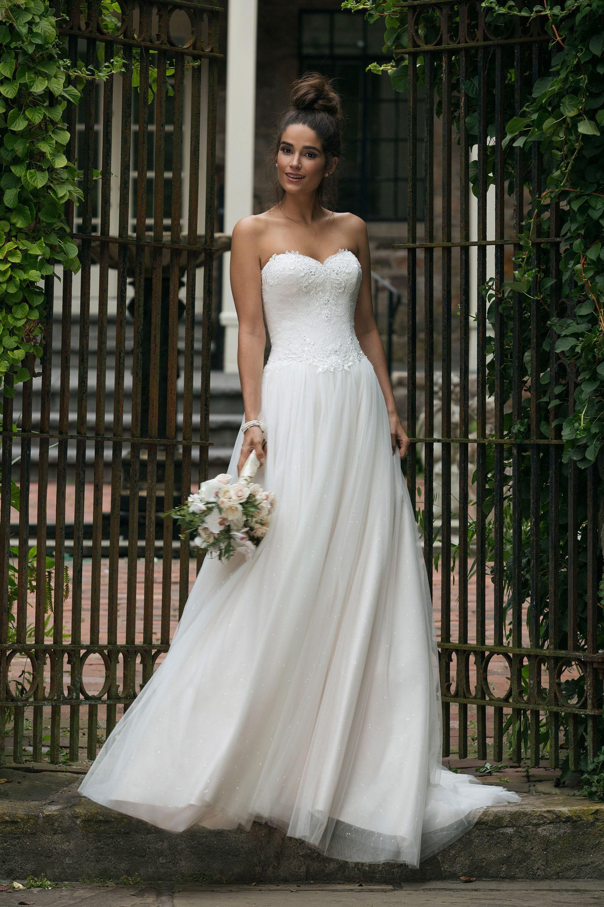 Best wedding dress for athletic clearance build