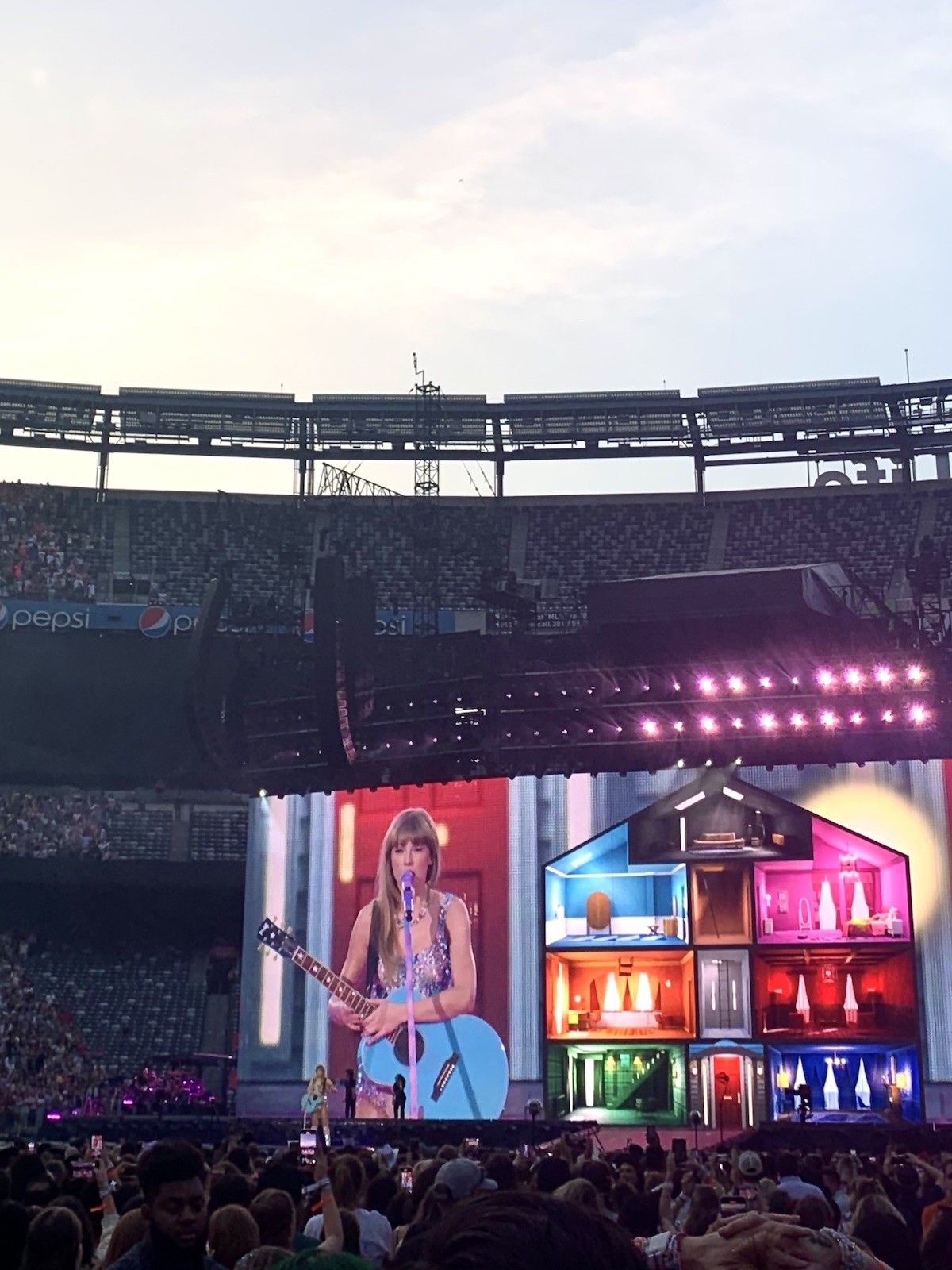 This is why we can have nice things: Taylor Swift's Reputation tour hits  Wembley Stadium