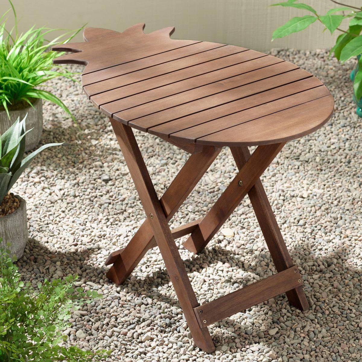 12 Folding Garden Tables For Spring Dining