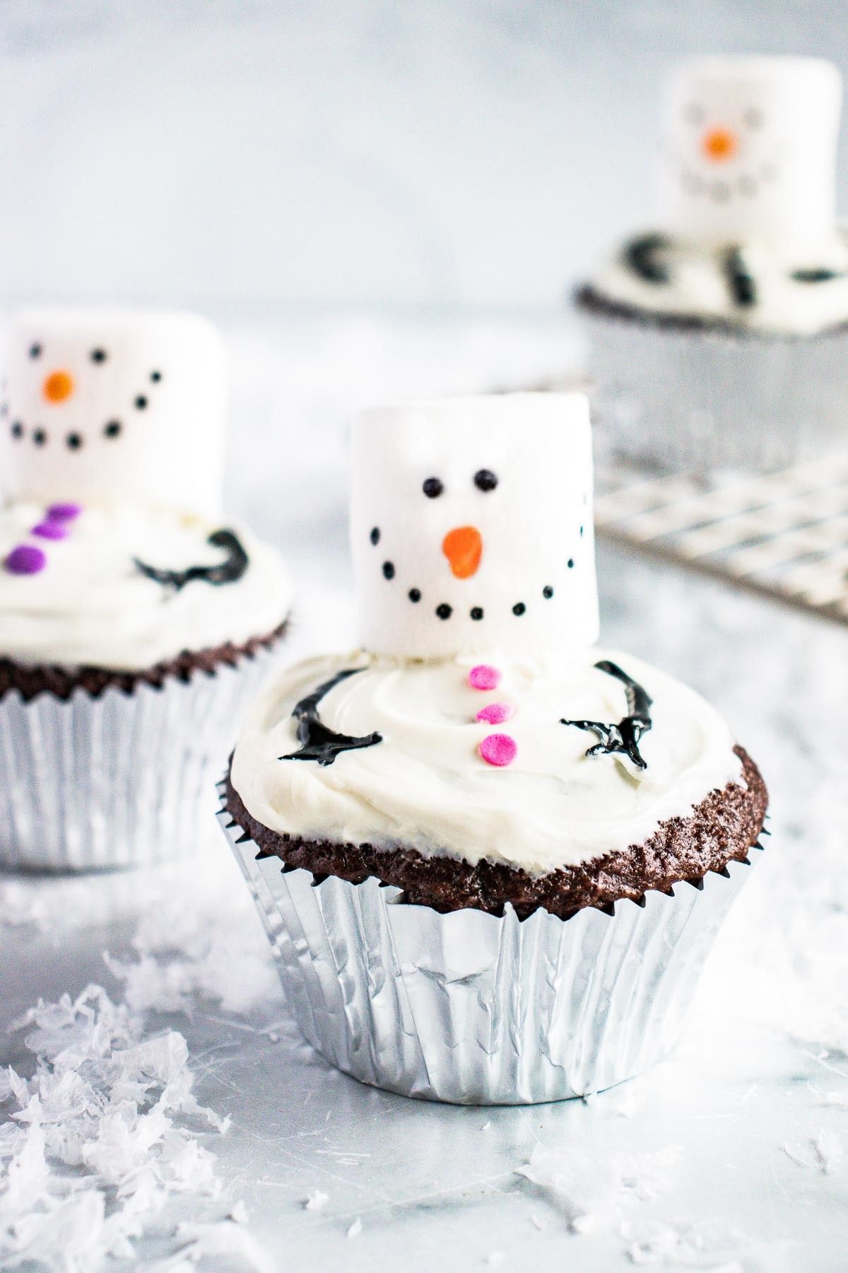 Christmas Cupcakes With Recipes To Make This Year - Brit + Co
