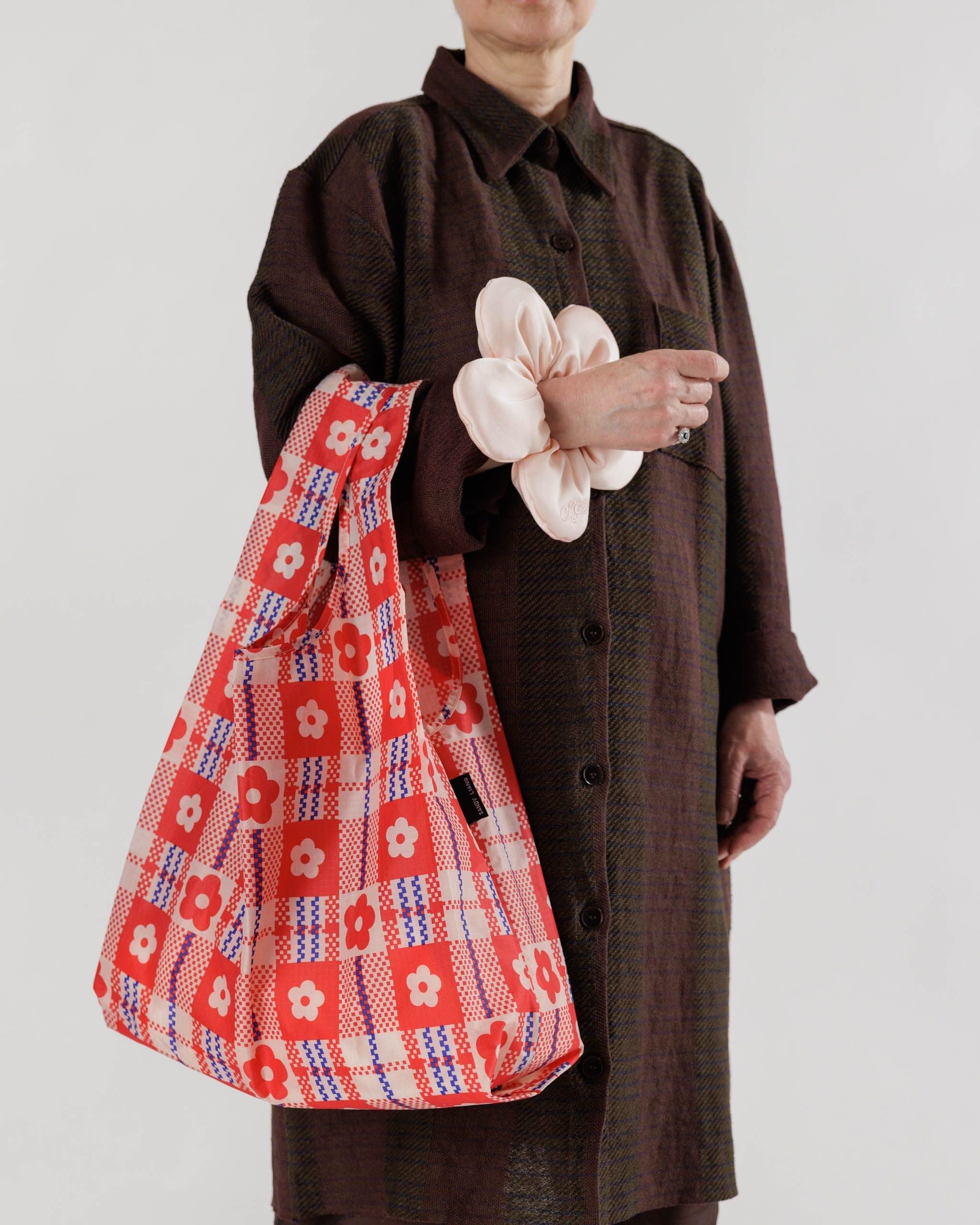 Sandy Liang x Baggu Unveil Must-Have Holiday Bag! - Brit + Co