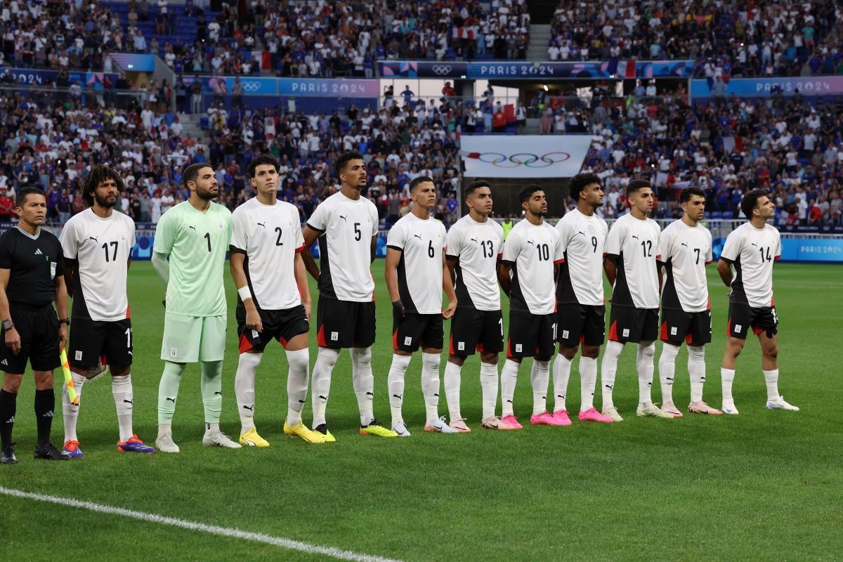 Players of Team Egypt line up prior to the Men's semifinal match between France and Egypt during the Olympic Games Paris 2024 at Stade de Lyon on August 05, 2024 in Lyon, France.