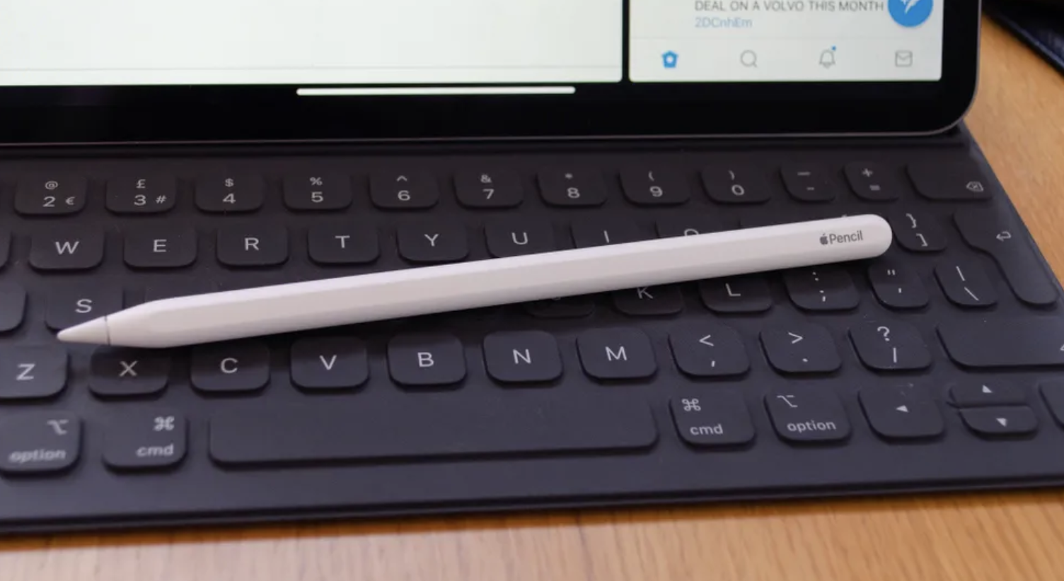 Apple reportedly planning iPad Pro keyboard with trackpad