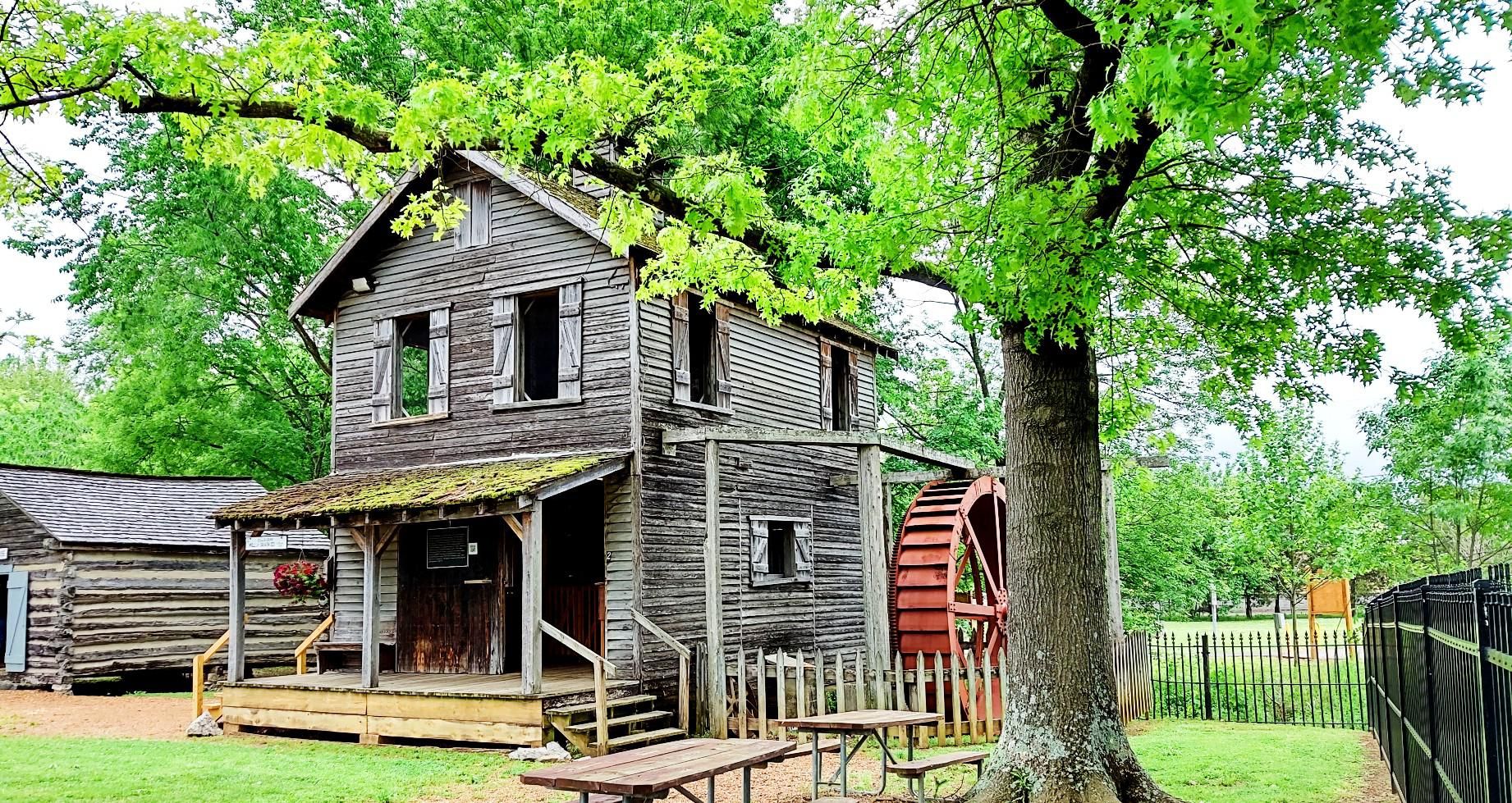 9 Things to See at Cannonsburgh Village - Rutherford County Tennessee, image size:1842x979