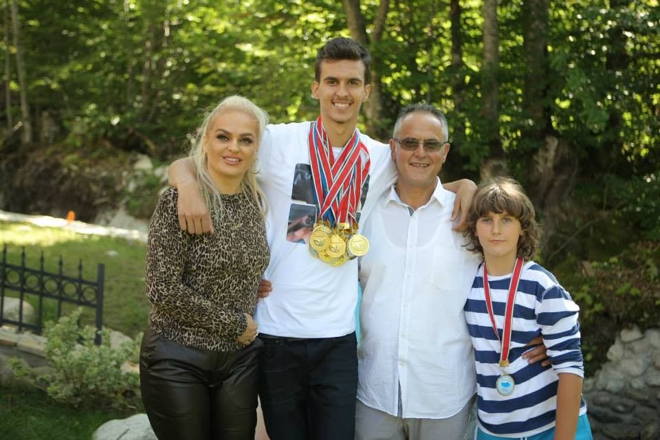 12046908_1130886773592982_2351372952765731082_n