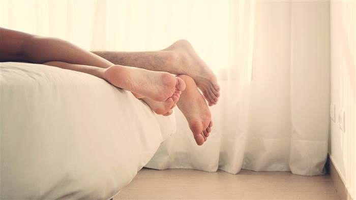 couple bed stock today 151117 820033563850c7eee35e91f2e9df3293 today inline large