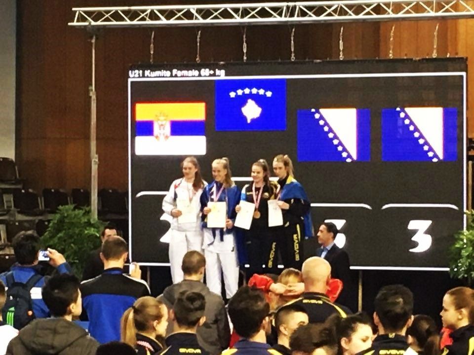 12351105 1093982573975075 1112292198 n(1)