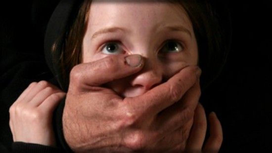 2016/08/pedofilia-550x310.jpg