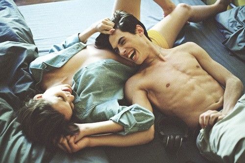 bed couple love Favim com 220014