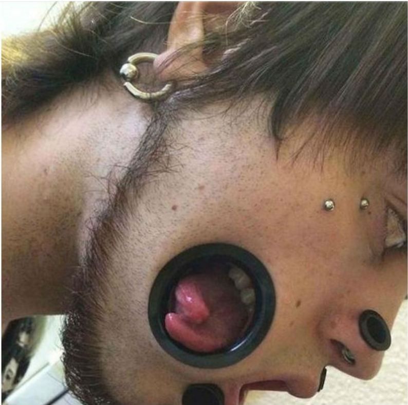 Piercing 8.JPG