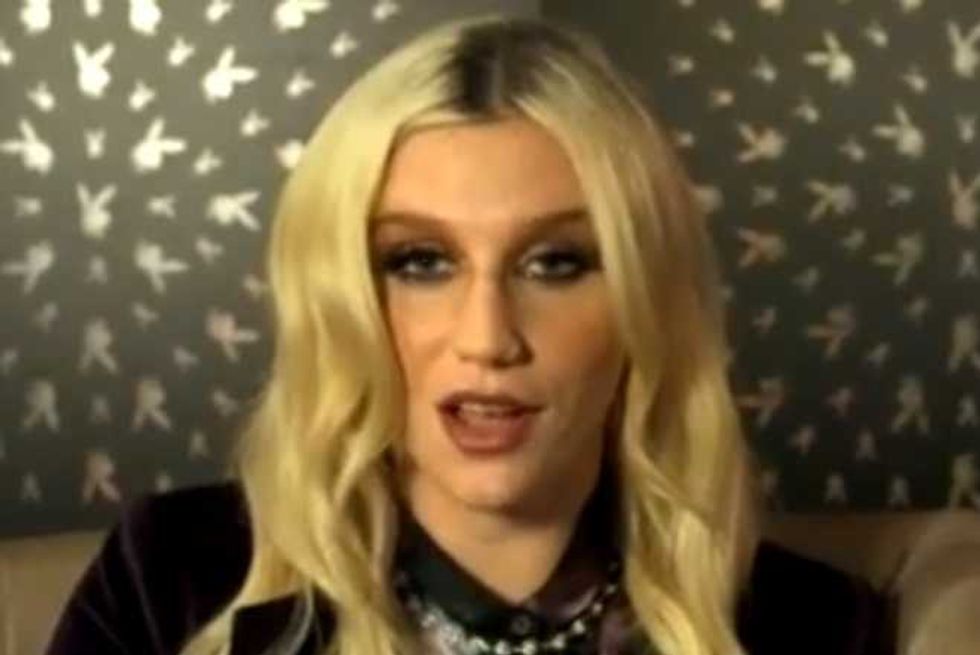 Ke$ha Wants To Help You Fix Your Romantic Relationships