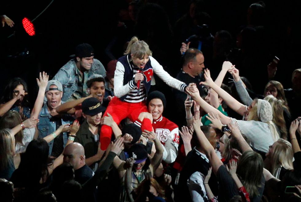 Enter to Win Tickets to See Taylor Swift Live at the Prudential Center on 3/29!