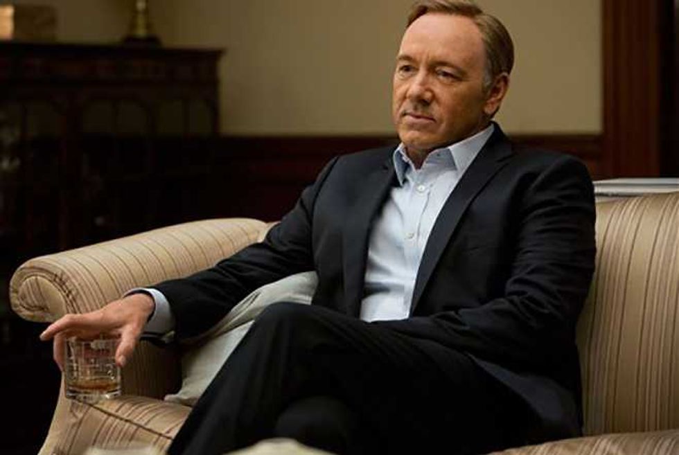 New House Of Cards Trailer Is Here—And It Makes Me Want To Stop Quit Smoking