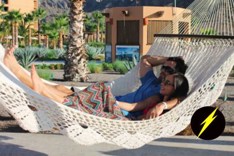 Life After Paris! Matt Leinart Vacations With Super Hot New Girlfriend
