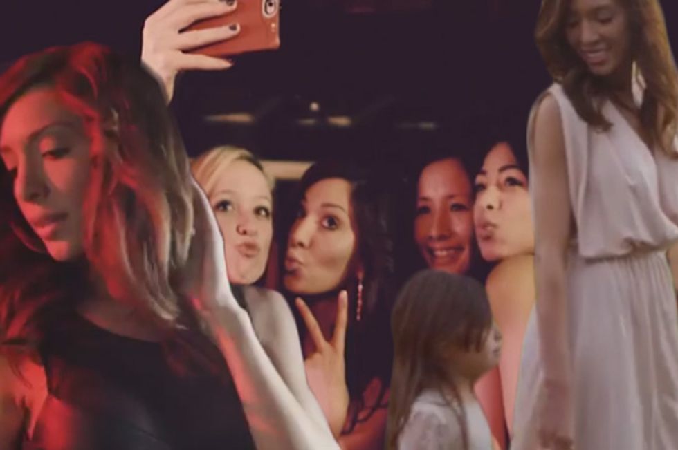 Farrah Abraham Enlists 5-Year-Old Daughter For Bizarre New Video—Thankfully It's PG