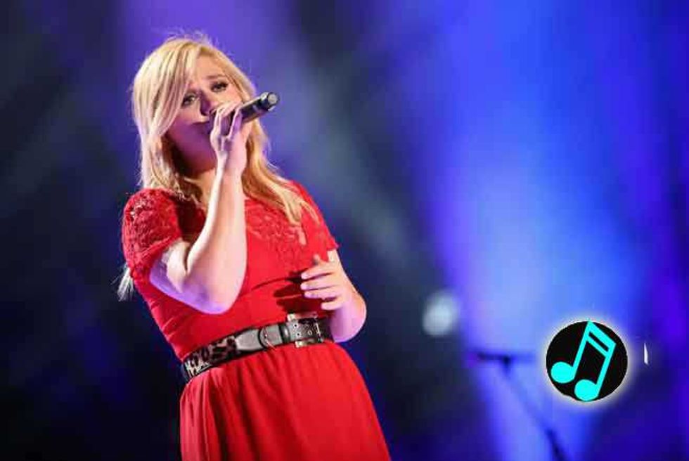Kelly Clarkson's New Single Features Popular Male Singer, Coming In January