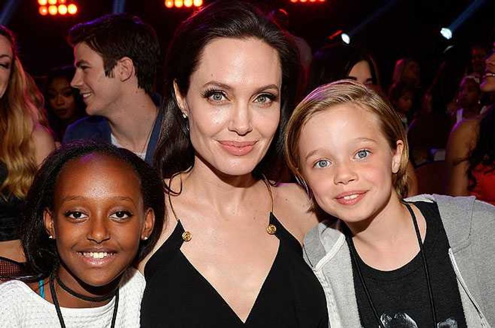 Angelina Jolie Has Date With Her Daughters At The Kids Choice Awards