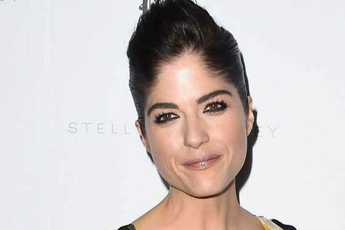 Selma Blair Carried Off Plane After Mid-Flight Mexican Meltdown