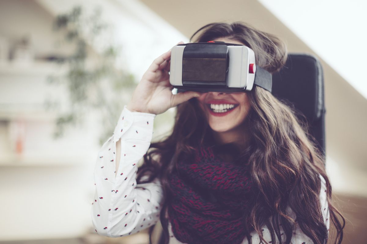 Buying Guide: Best VR Headsets For Travel Apps
