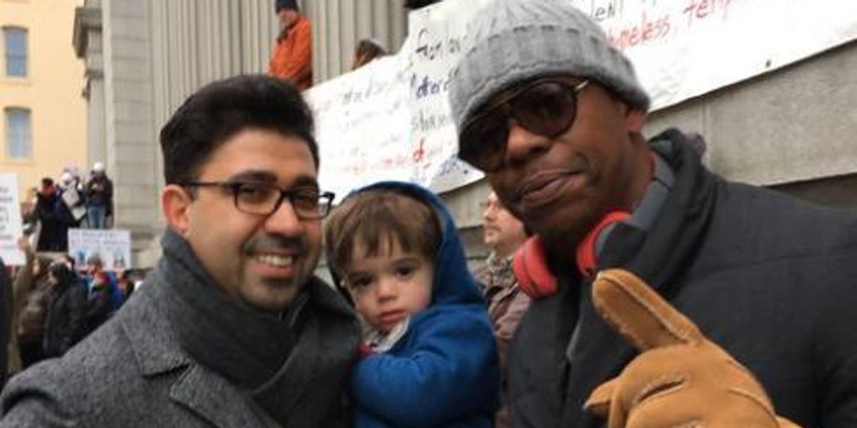 Watch Dave Chappelle Speak Out Against The Muslim Ban At A Dayton Protest