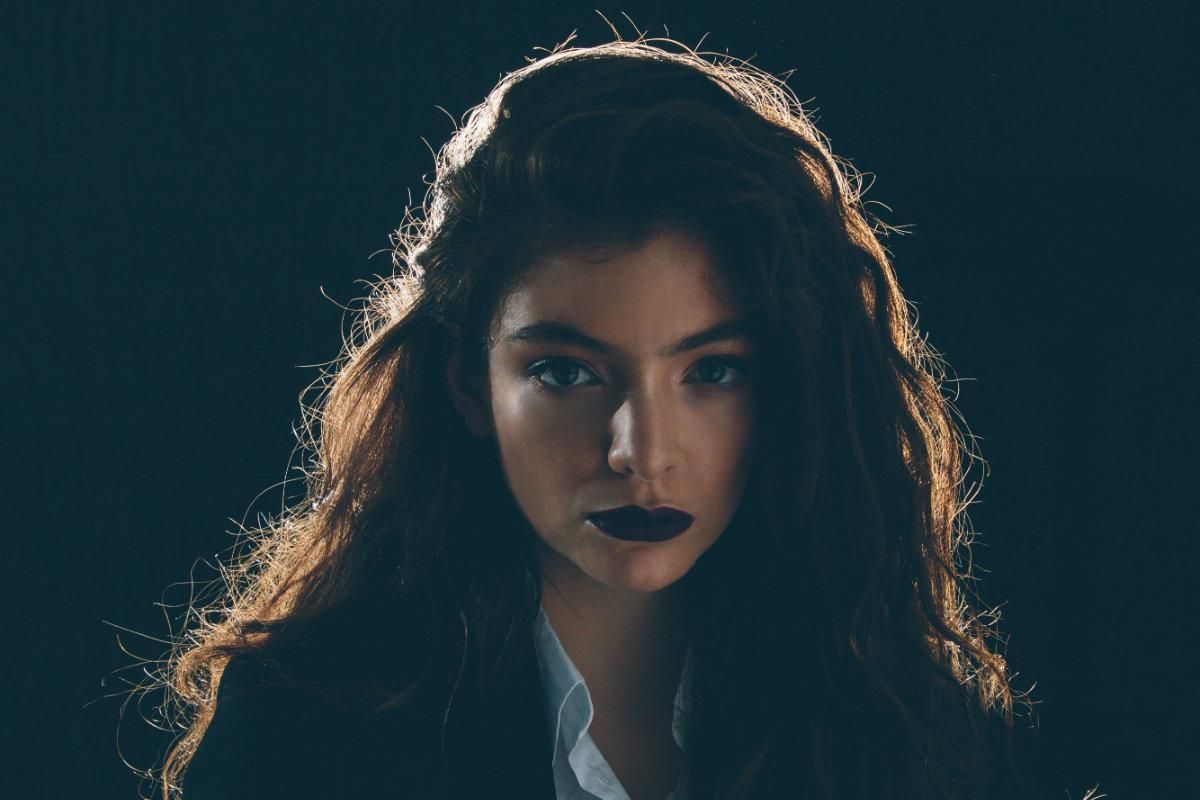 lorde perfect places listen