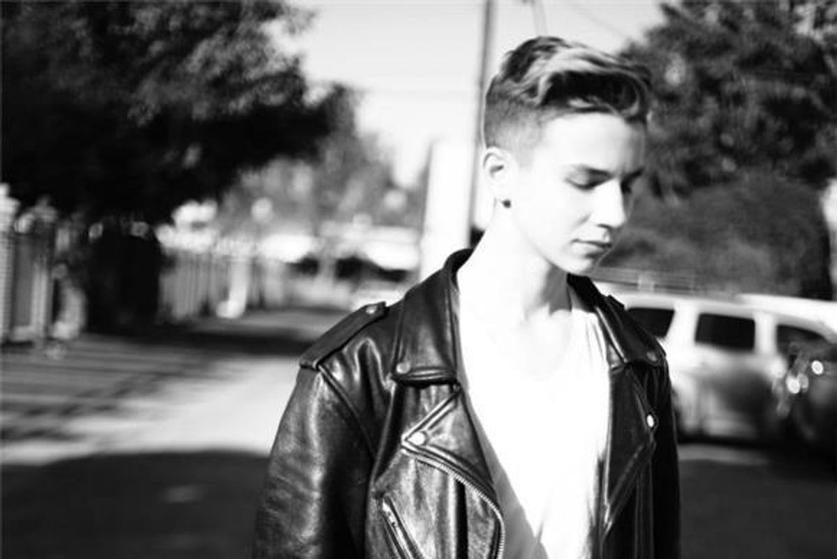 finn matthews julia video premiere