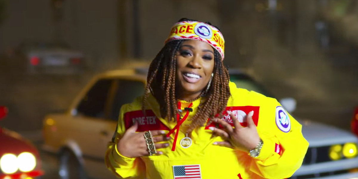 Kamaiyah Pays Homage To TLC In 90s-Tastic Video For "Build You Up"