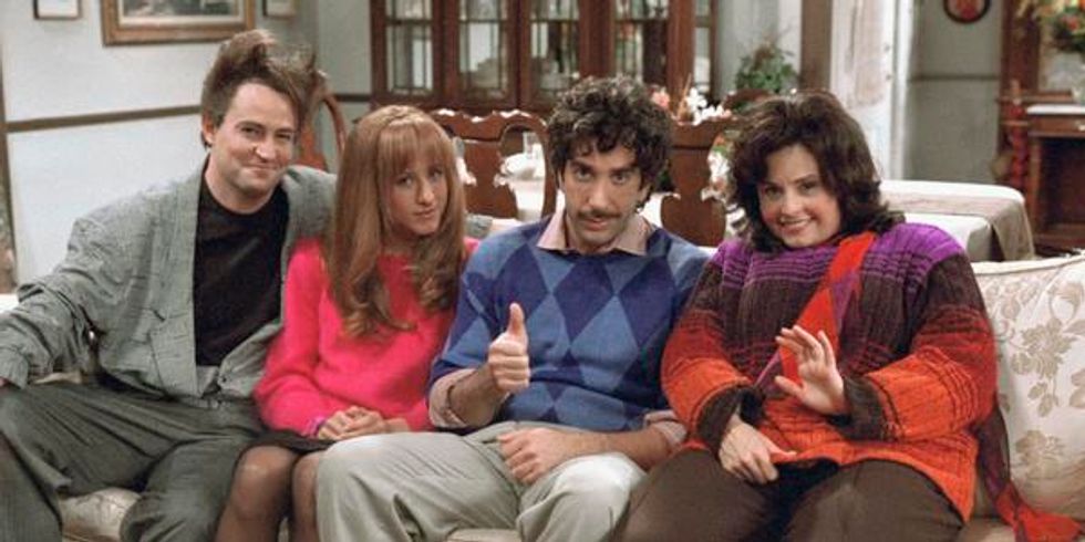 How To Throw The Perfect Friendsgiving
