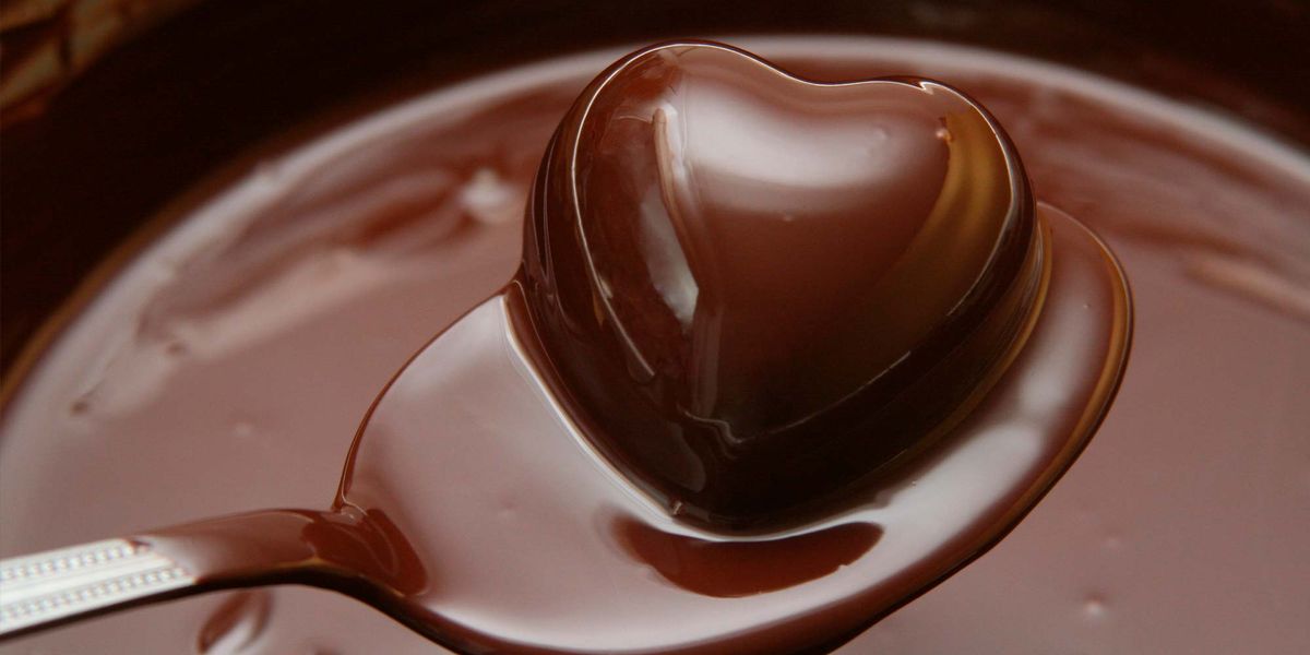12 Chocolate GIFs That Will Temper Your Addiction