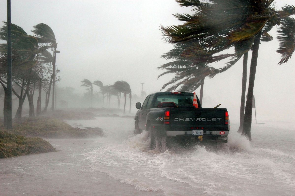 15 Essential Items You Need To Survive A Hurricane
