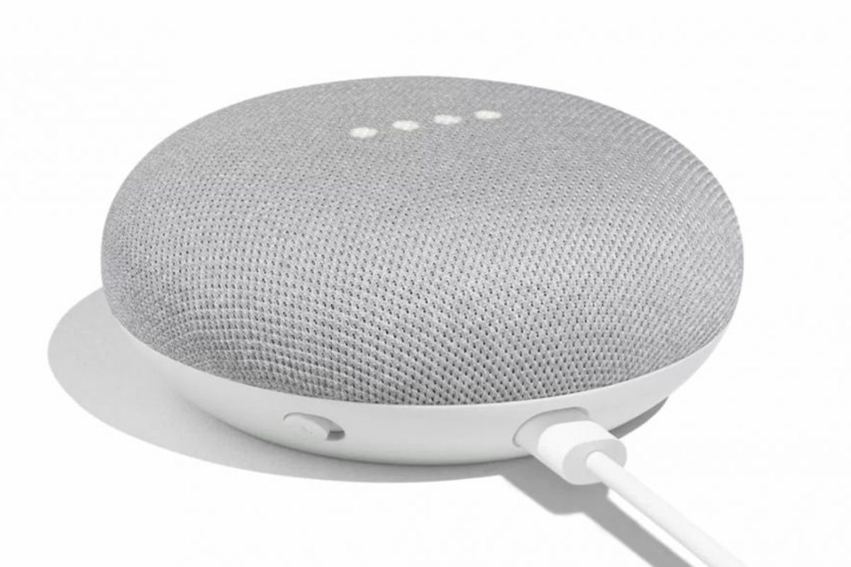 Google Home Mini smart speaker arrives to take on Amazon Echo Dot