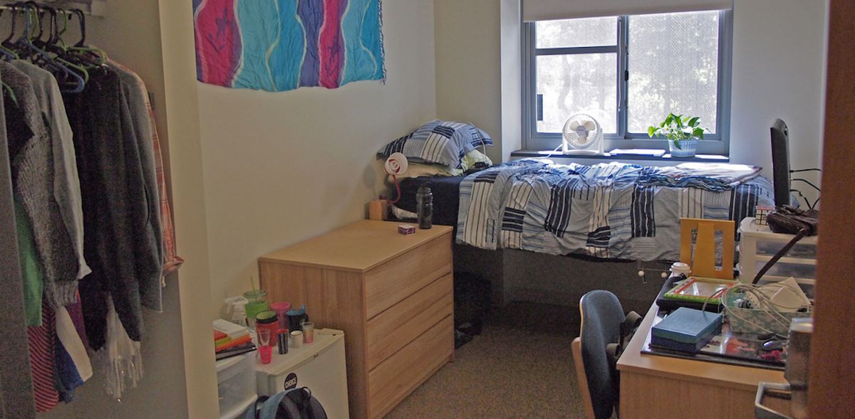 9 Things College Packing Lists Need To Be More Realistic About