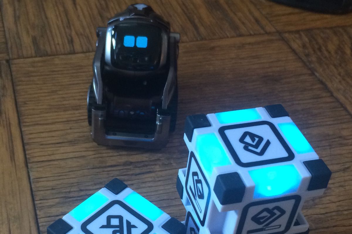 Review: Anki Cozmo Collector’s Edition Is a Robot You Can Code and Cuddle