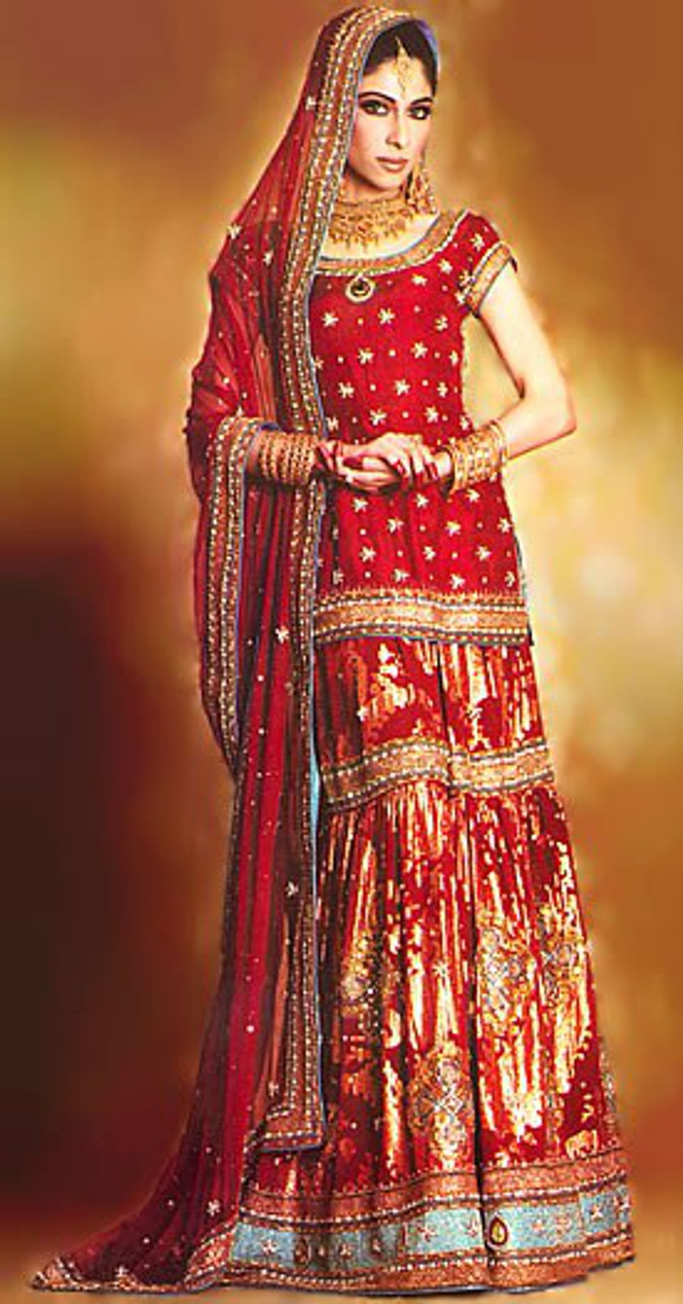 7 Gorgeous Cultural Dresses Of South Asia 7 Gorgeous Cultural Dresses Of South Asia