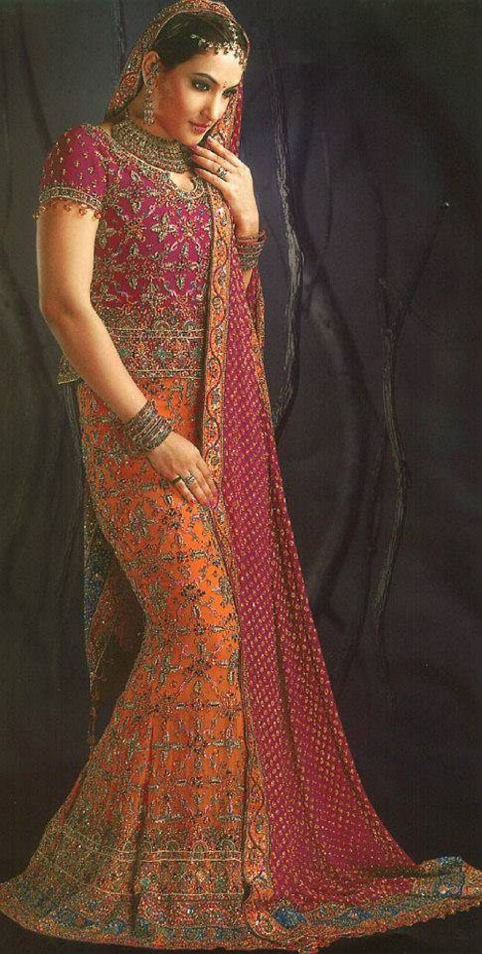 7 Gorgeous Cultural Dresses Of South Asia 7 Gorgeous Cultural Dresses Of South Asia