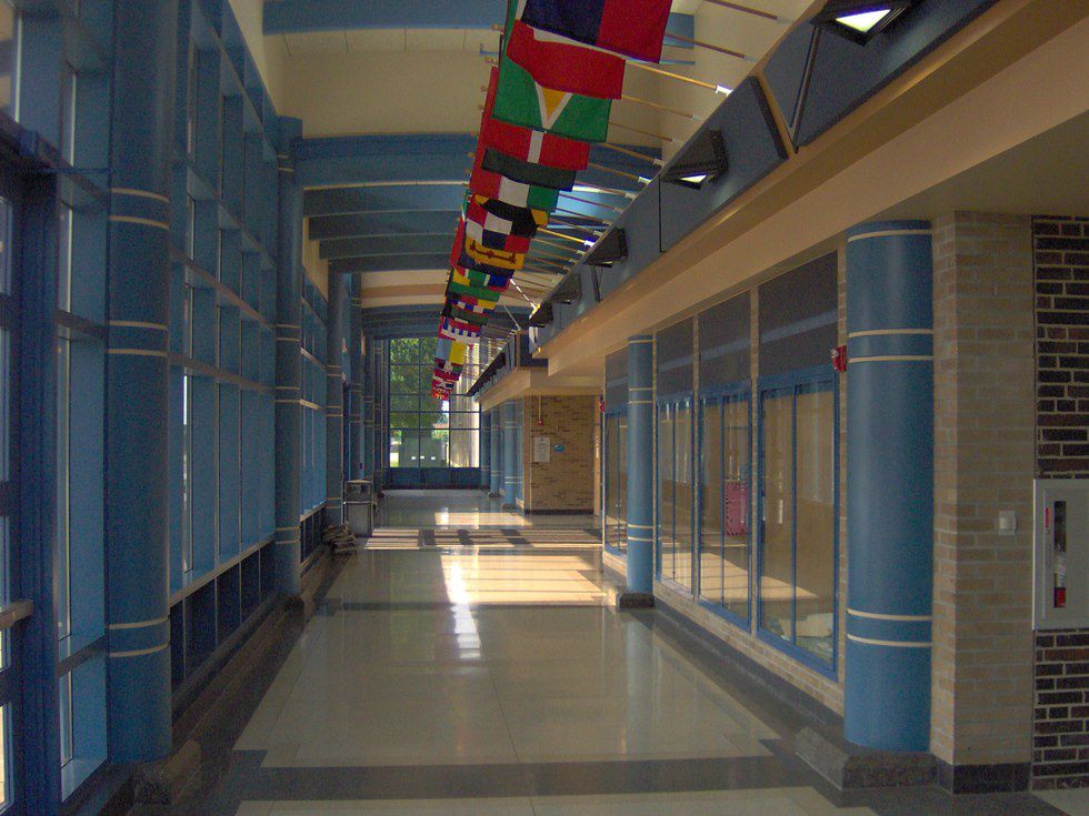 10 Things You Can Only Relate To If You Went to CarmanAinsworth High