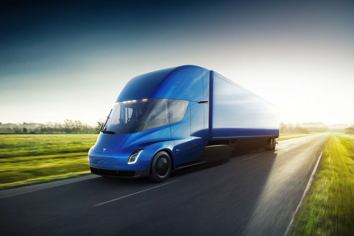 Tesla Semi Truck revealed: 500-mile range, self-driving, due in 2019