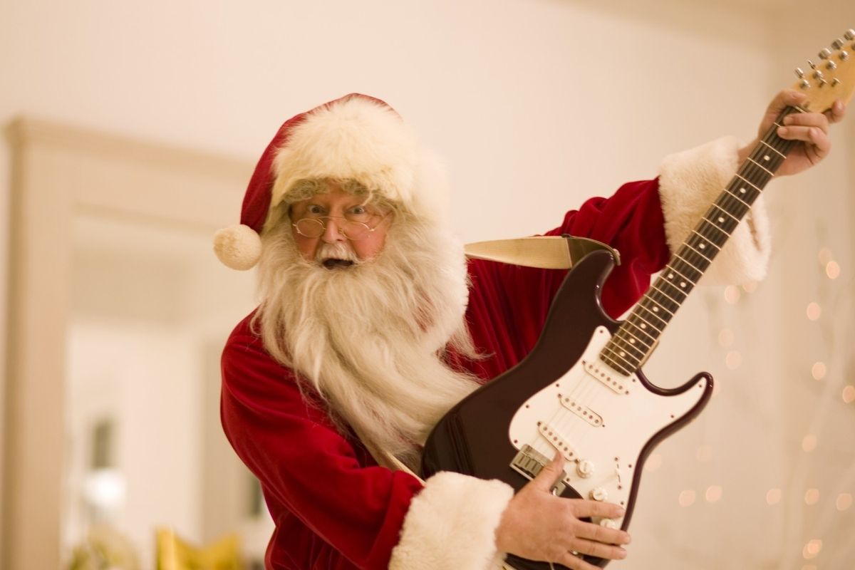 MUSIC MONDAY | The definitive best Christmas songs of all time